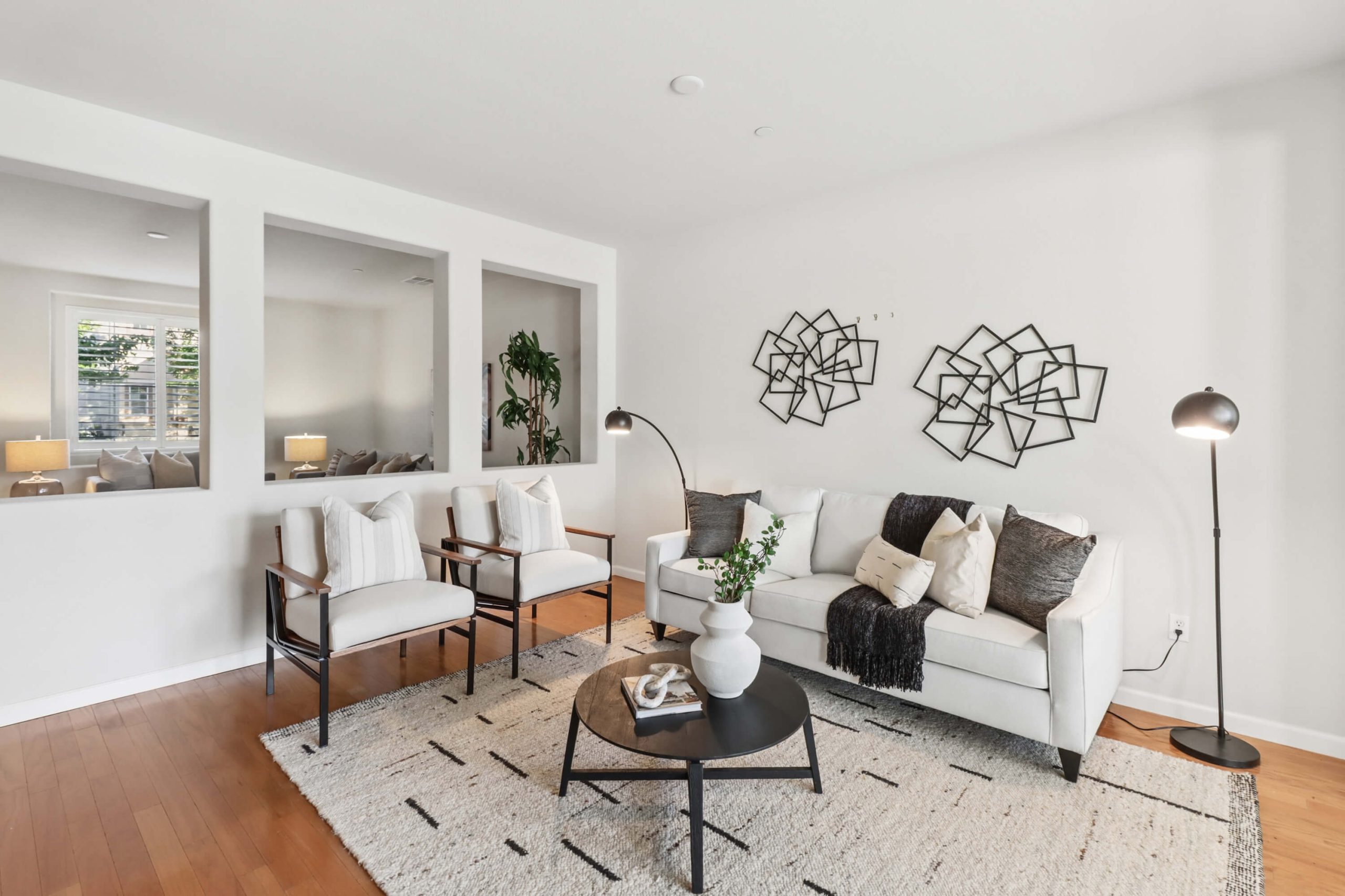 Parkham Dr, Roseville - Premiere Home Staging & Design