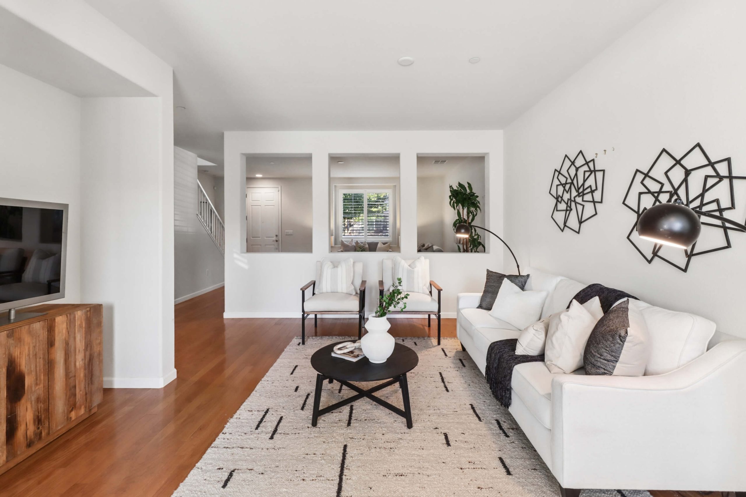 Parkham Dr, Roseville - Premiere Home Staging & Design