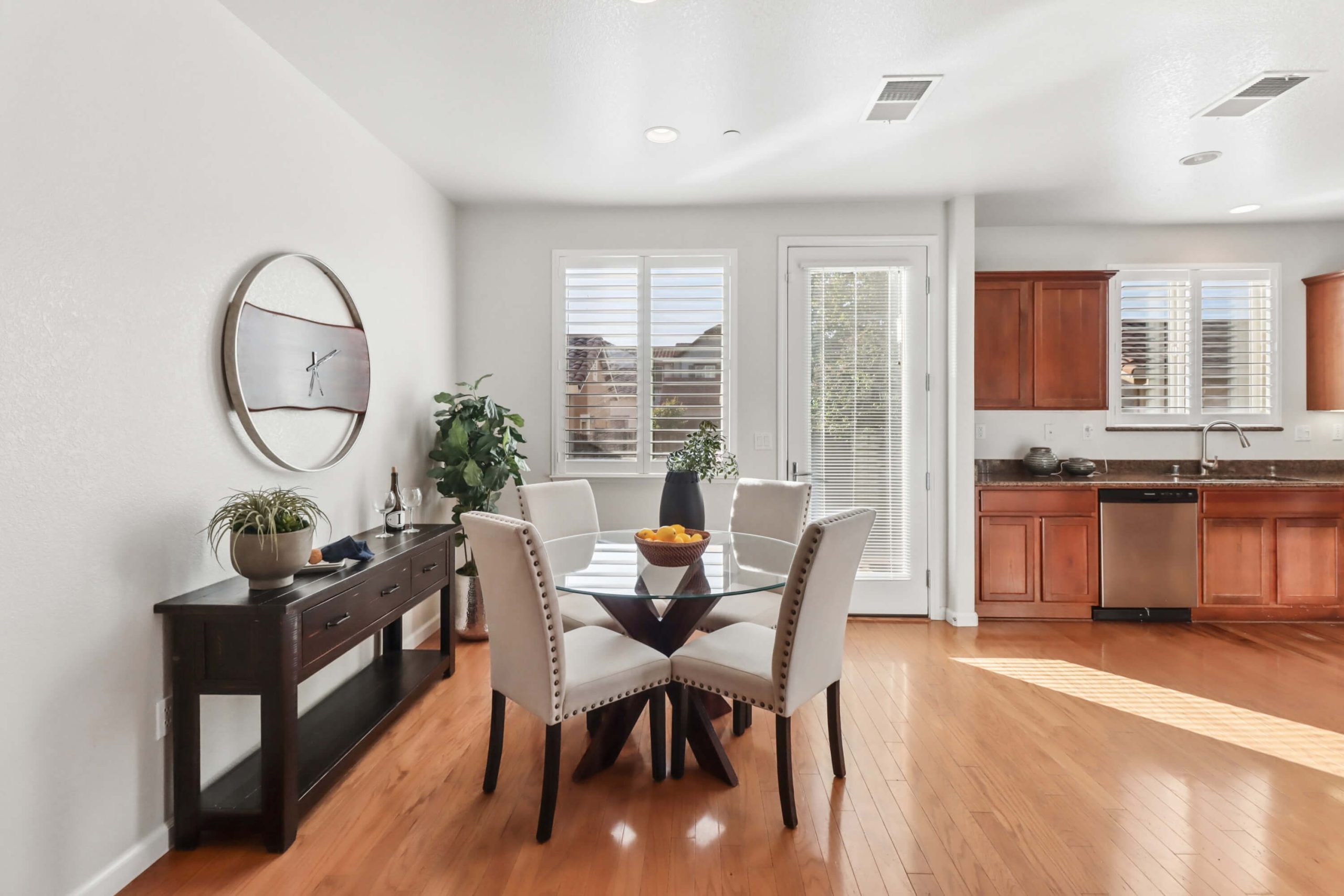 Parkham Dr, Roseville - Premiere Home Staging & Design