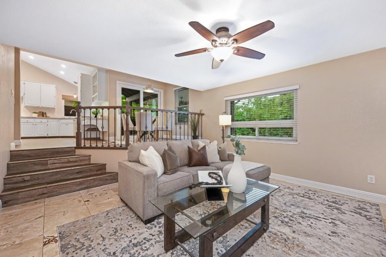 Taunton, Folsom - Premiere Home Staging & Design
