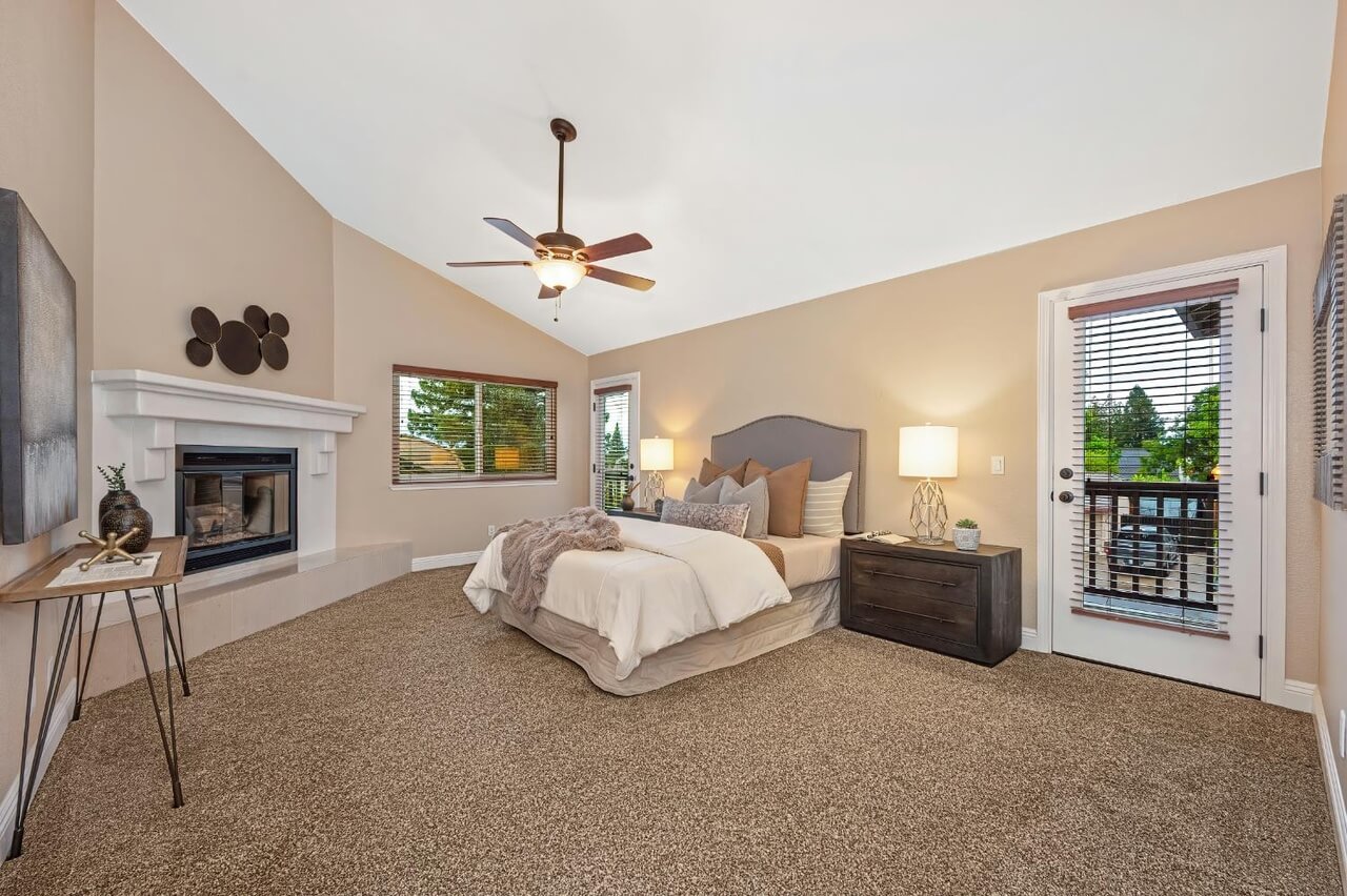 Taunton, Folsom - Premiere Home Staging & Design