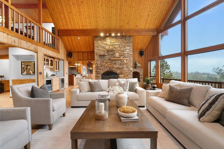 Abbey Rd, Placerville - Premiere Home Staging & Design