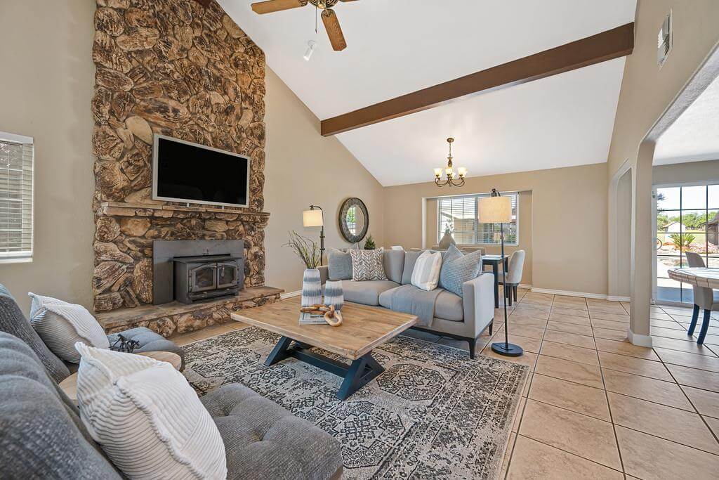 Bianchi Rd, Roseville - Premiere Home Staging & Design