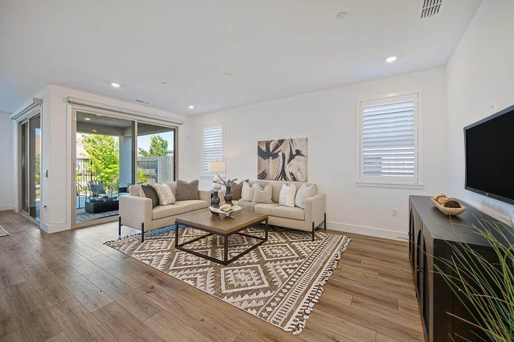 Cerro Vista Dr, El Dorado Hills - Premiere Home Staging & Design