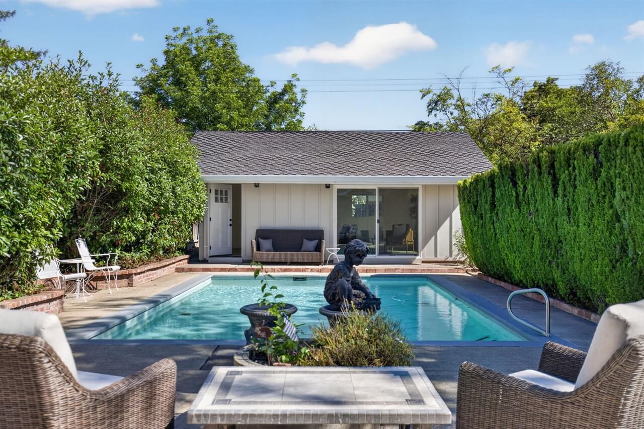 Donnie Lyn Way, Carmichael - Premiere Home Staging & Design
