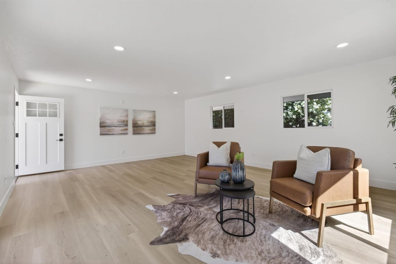 Donnie Lyn Way, Carmichael - Premiere Home Staging & Design