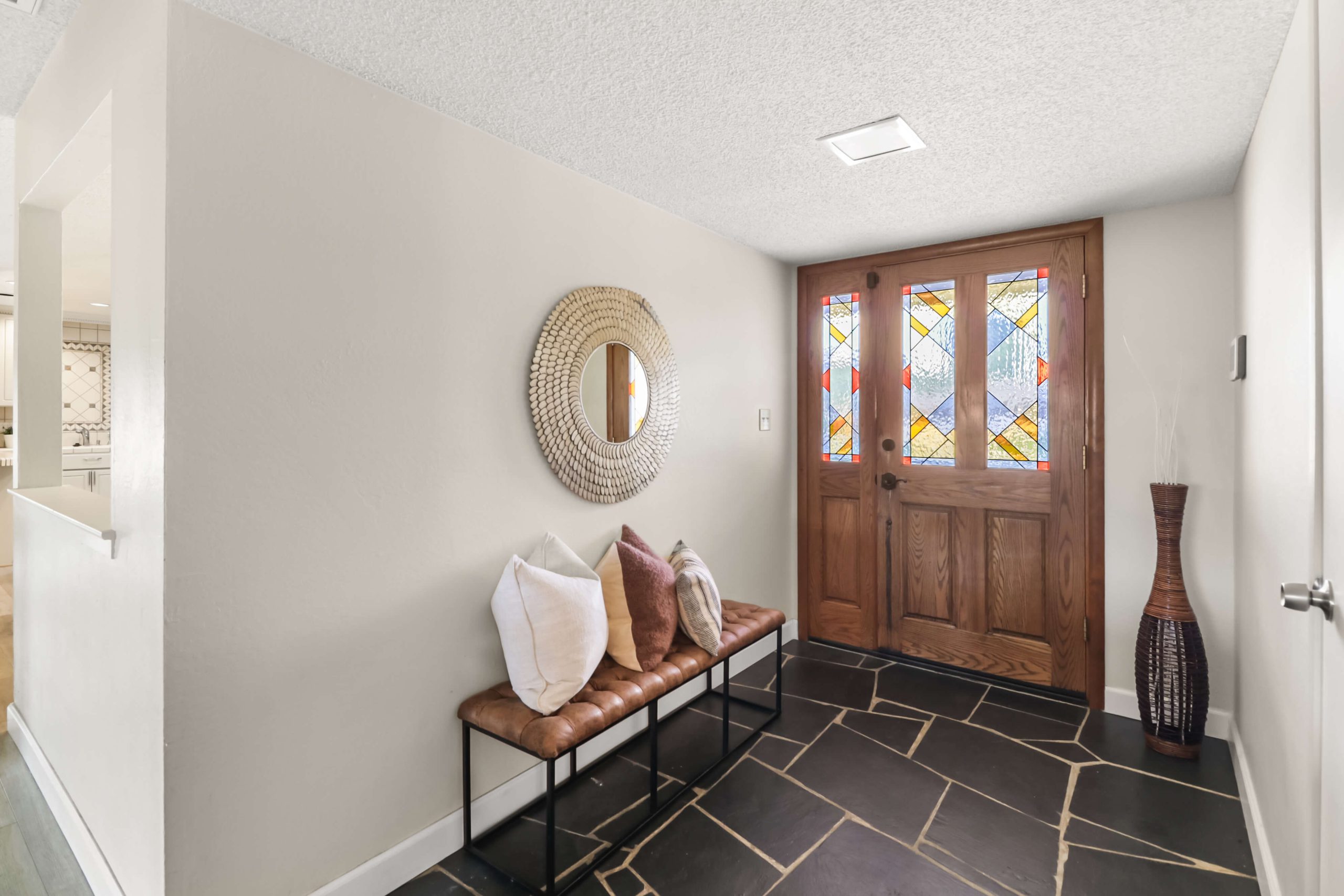 Harber Ct, Sacramento - Premiere Home Staging & Design