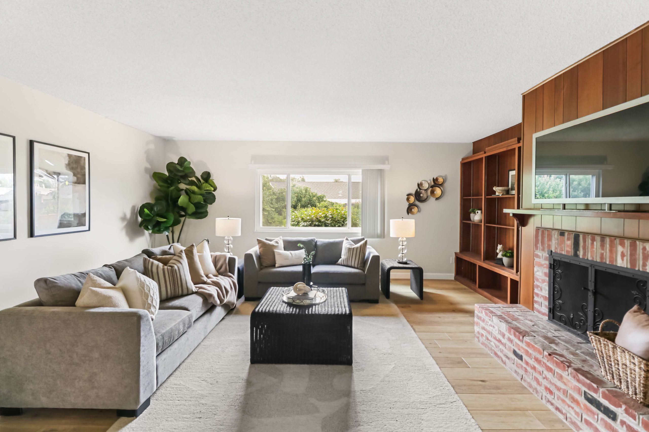 Harber Ct, Sacramento - Premiere Home Staging & Design