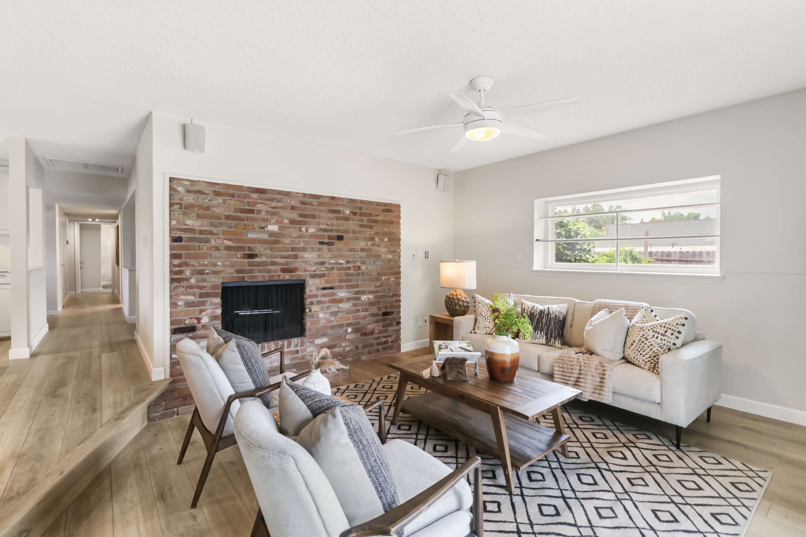 Harber Ct, Sacramento - Premiere Home Staging & Design