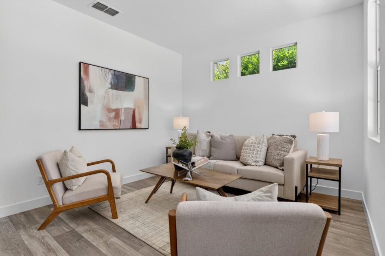 Hearst St, West Sacramento - Premiere Home Staging & Design