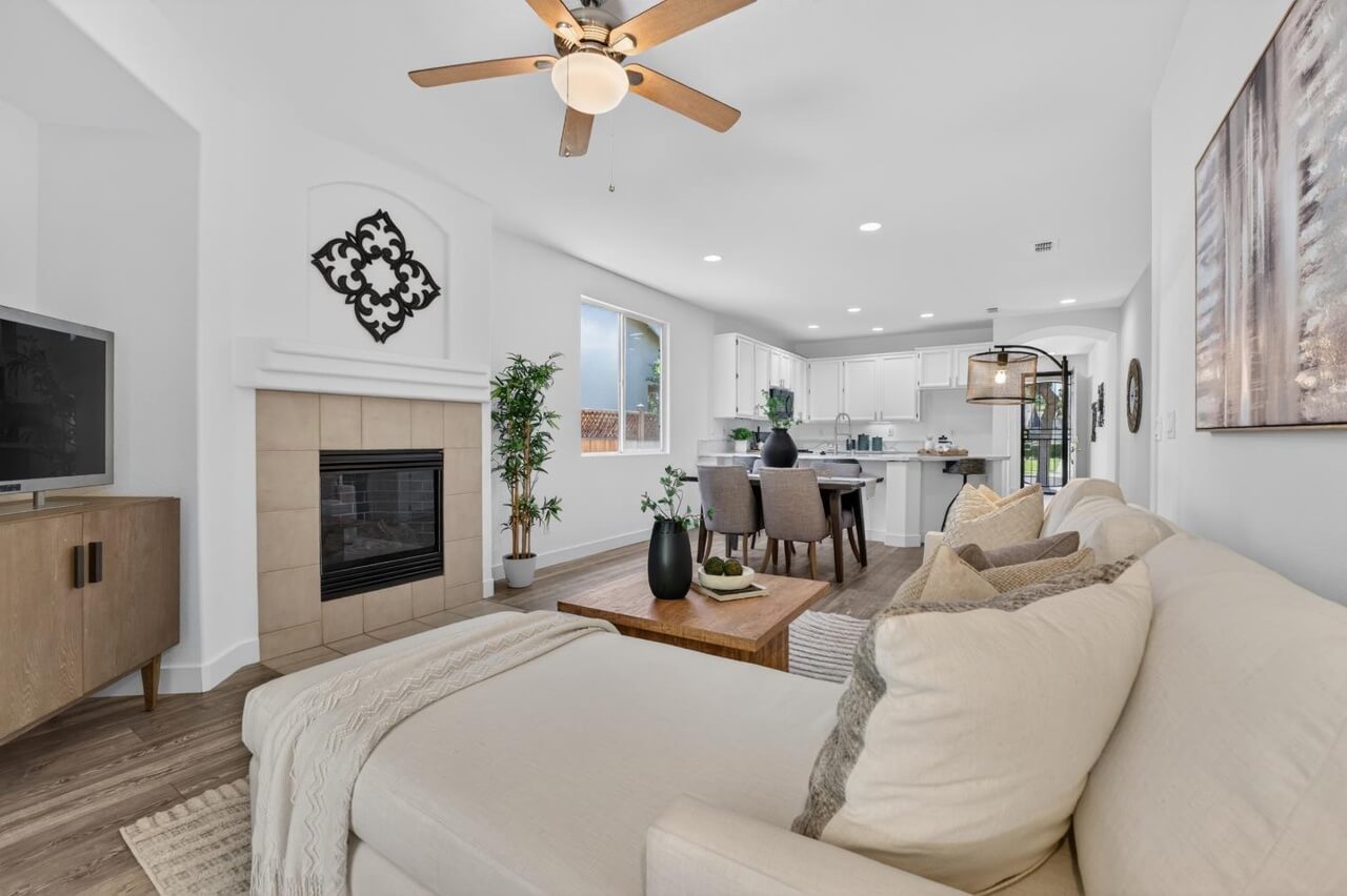 Hearst St, West Sacramento - Premiere Home Staging & Design