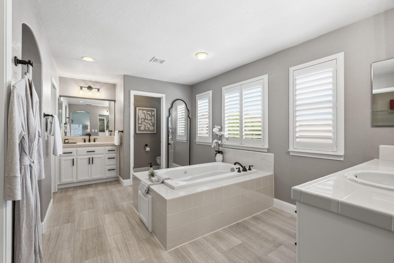 Jennick Way, Elk Grove - Premiere Home Staging & Design