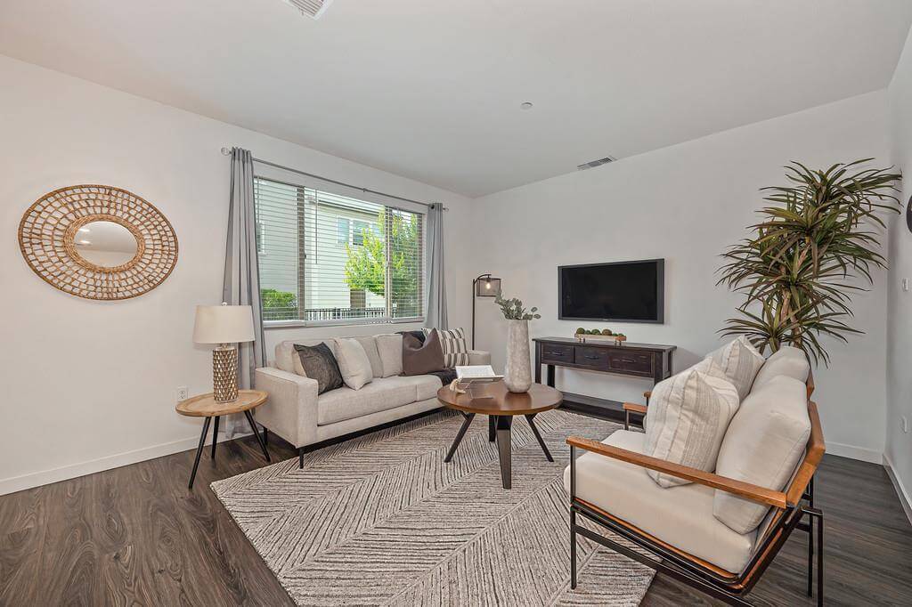 Mesmerizing Walk, Sacramento - Premiere Home Staging & Design