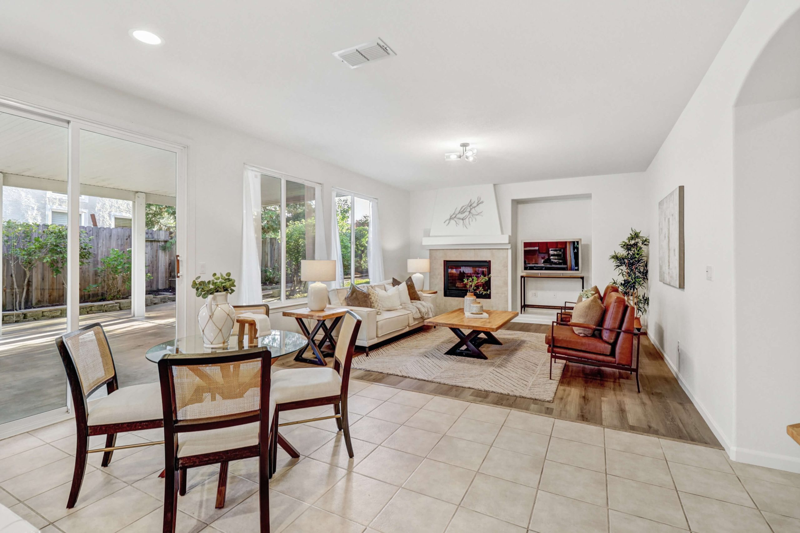Mount Darwin Ct, Roseville - Premiere Home Staging & Design
