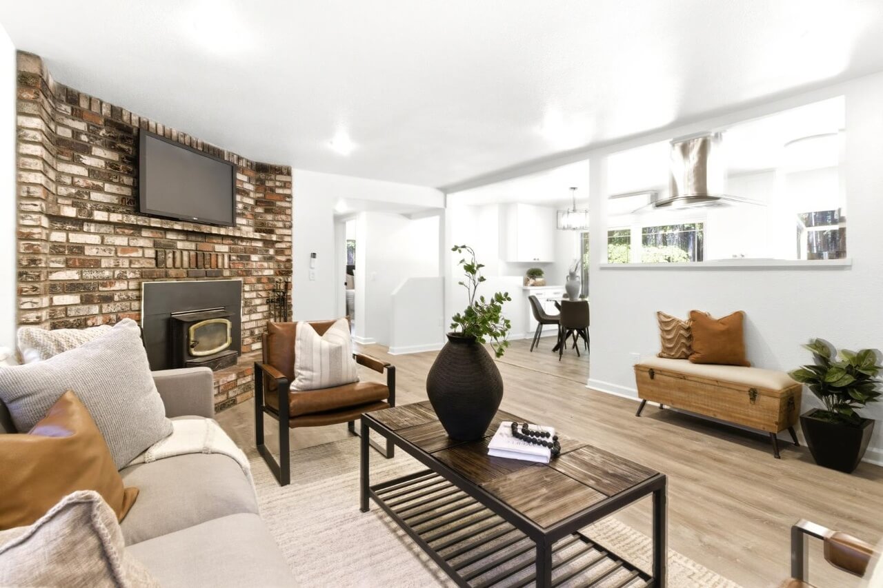 Pine St, Pollock Pines - Premiere Home Staging & Design