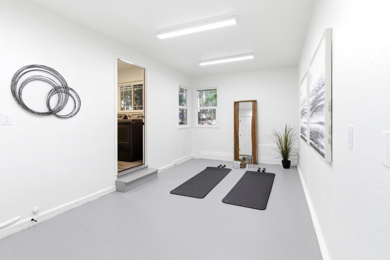 Pine St, Pollock Pines - Premiere Home Staging & Design