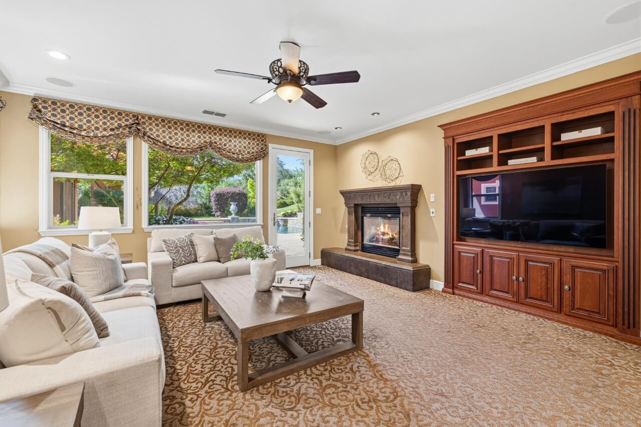 Travois Cir, Rescue - Premiere Home Staging & Design