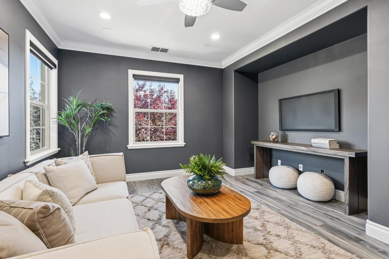 Travois Cir, Rescue - Premiere Home Staging & Design