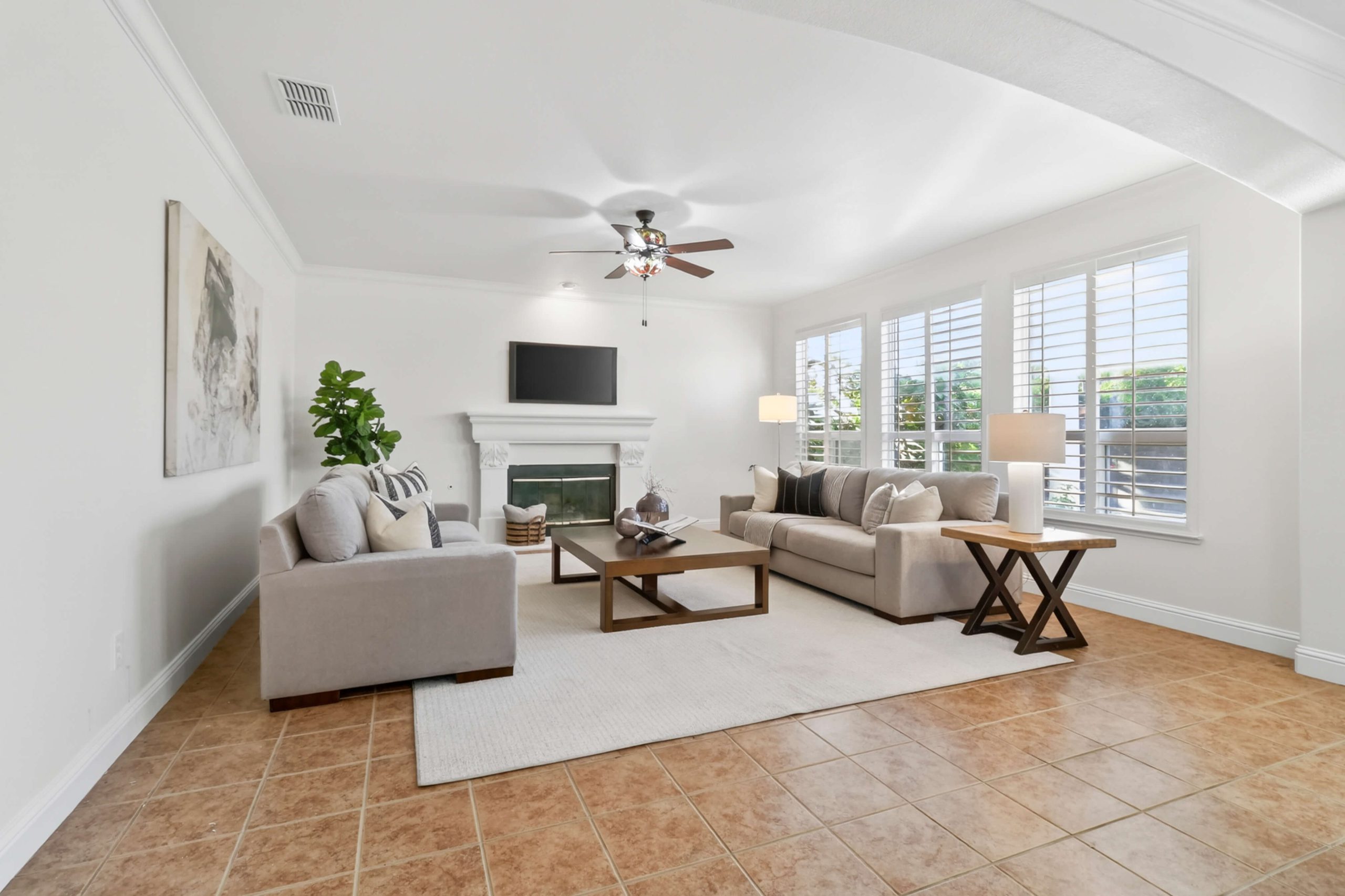 Tuscan Grove Cir, Roseville - Premiere Home Staging & Design