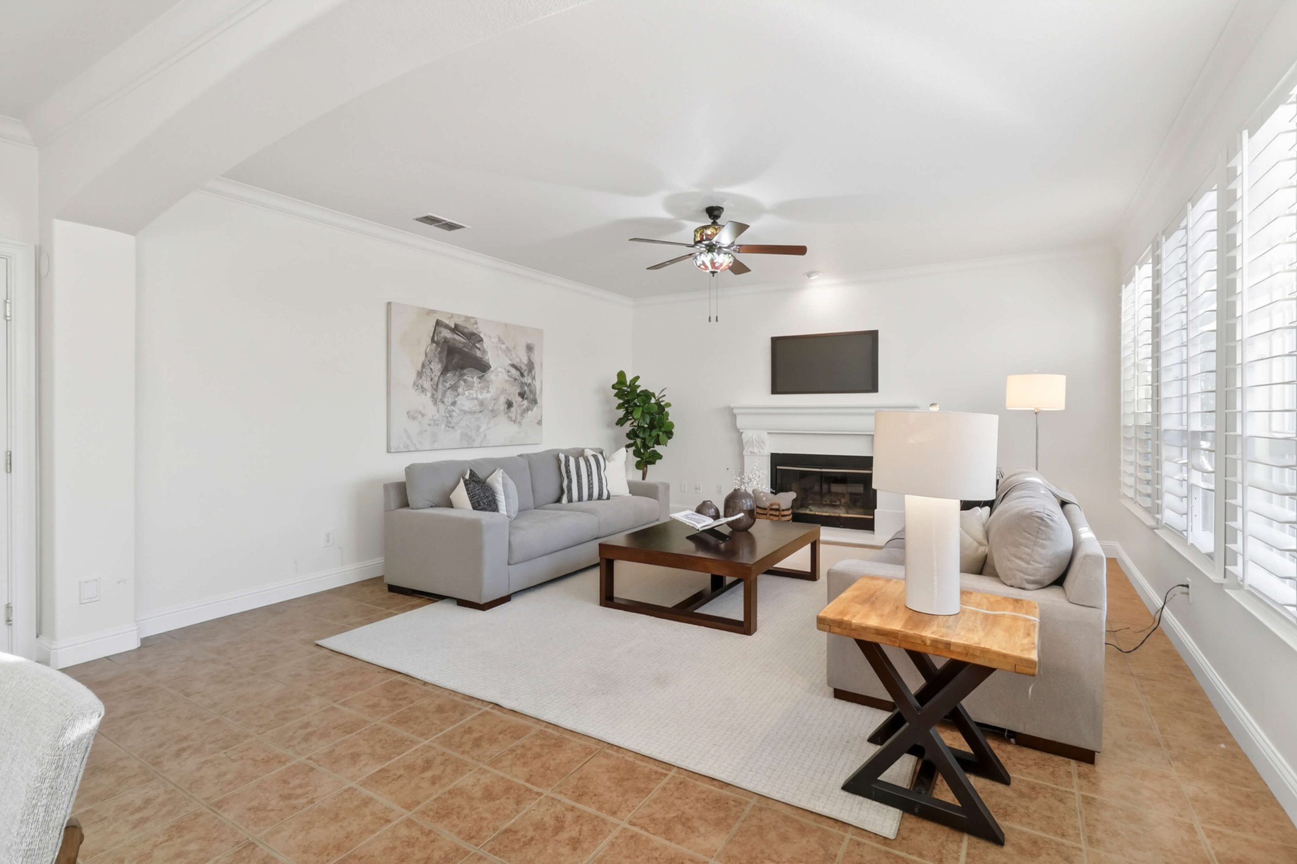 Tuscan Grove Cir, Roseville - Premiere Home Staging & Design
