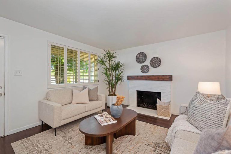 School St, Folsom - Premiere Home Staging & Design
