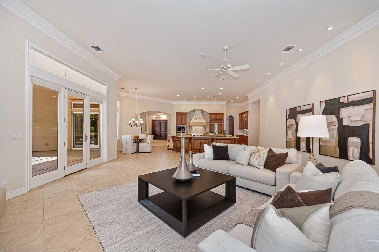 Park Oak Dr, Roseville - Premiere Home Staging & Design