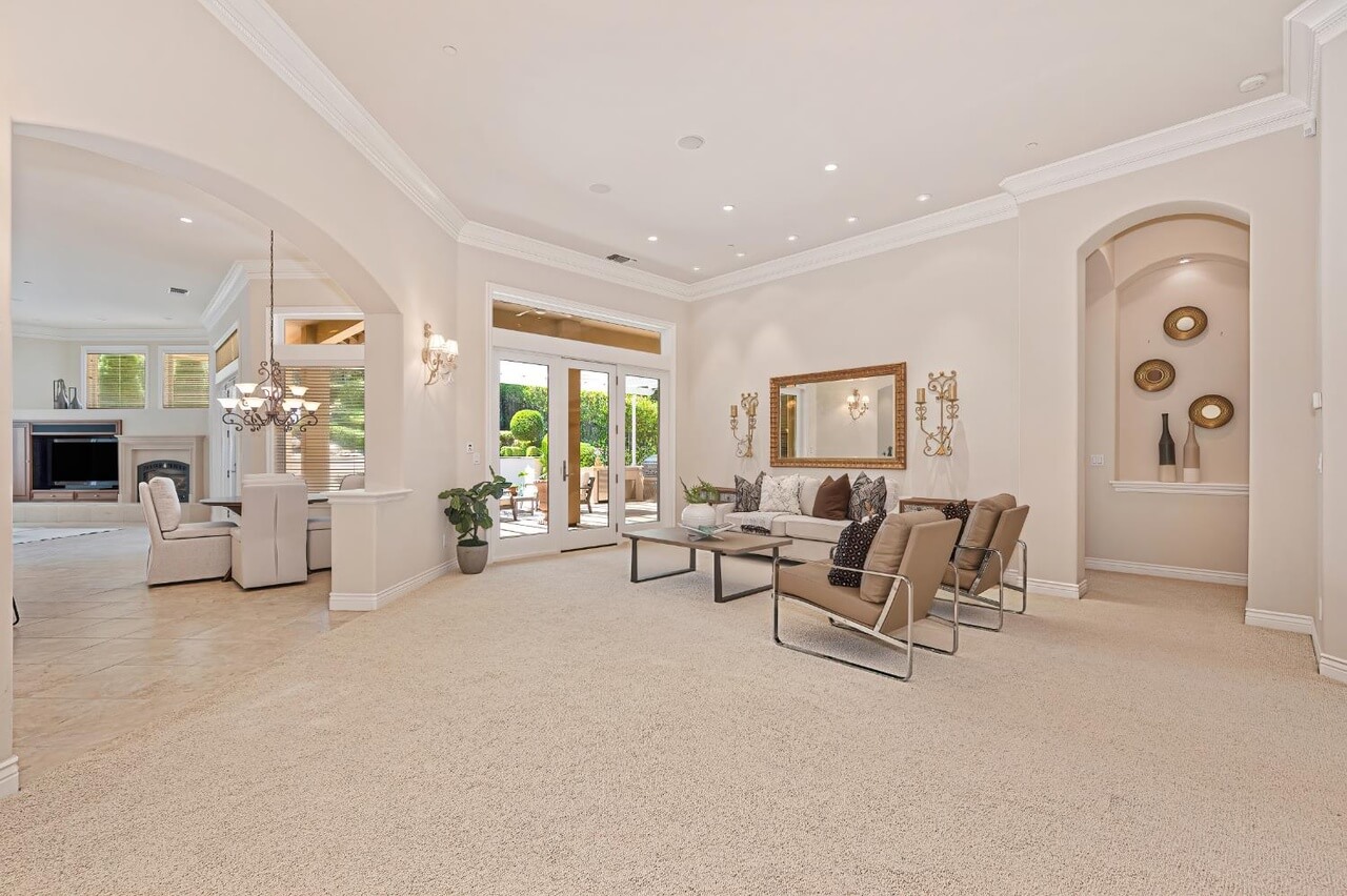 Park Oak Dr, Roseville - Premiere Home Staging & Design