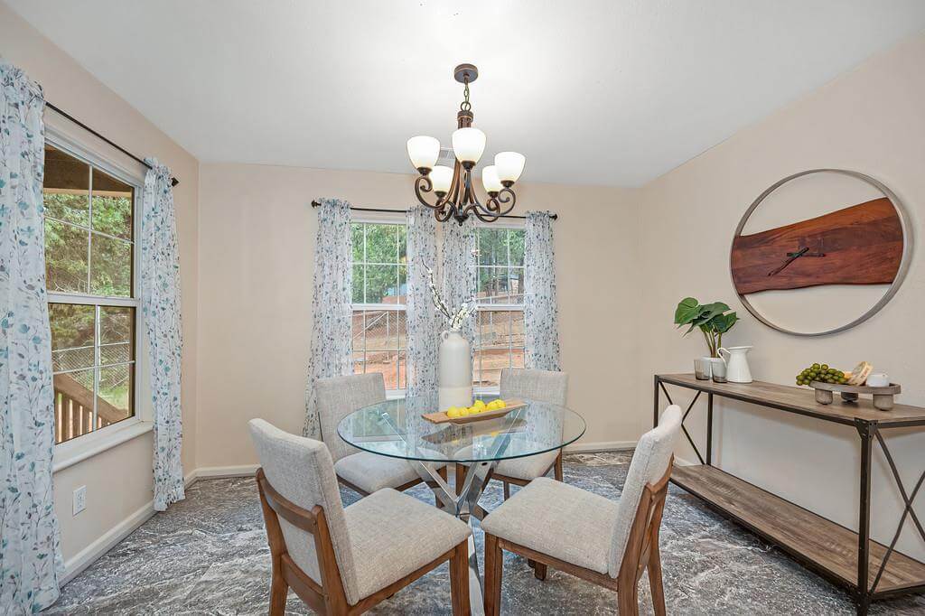 Green Leaf, Foresthill - Premiere Home Staging & Design