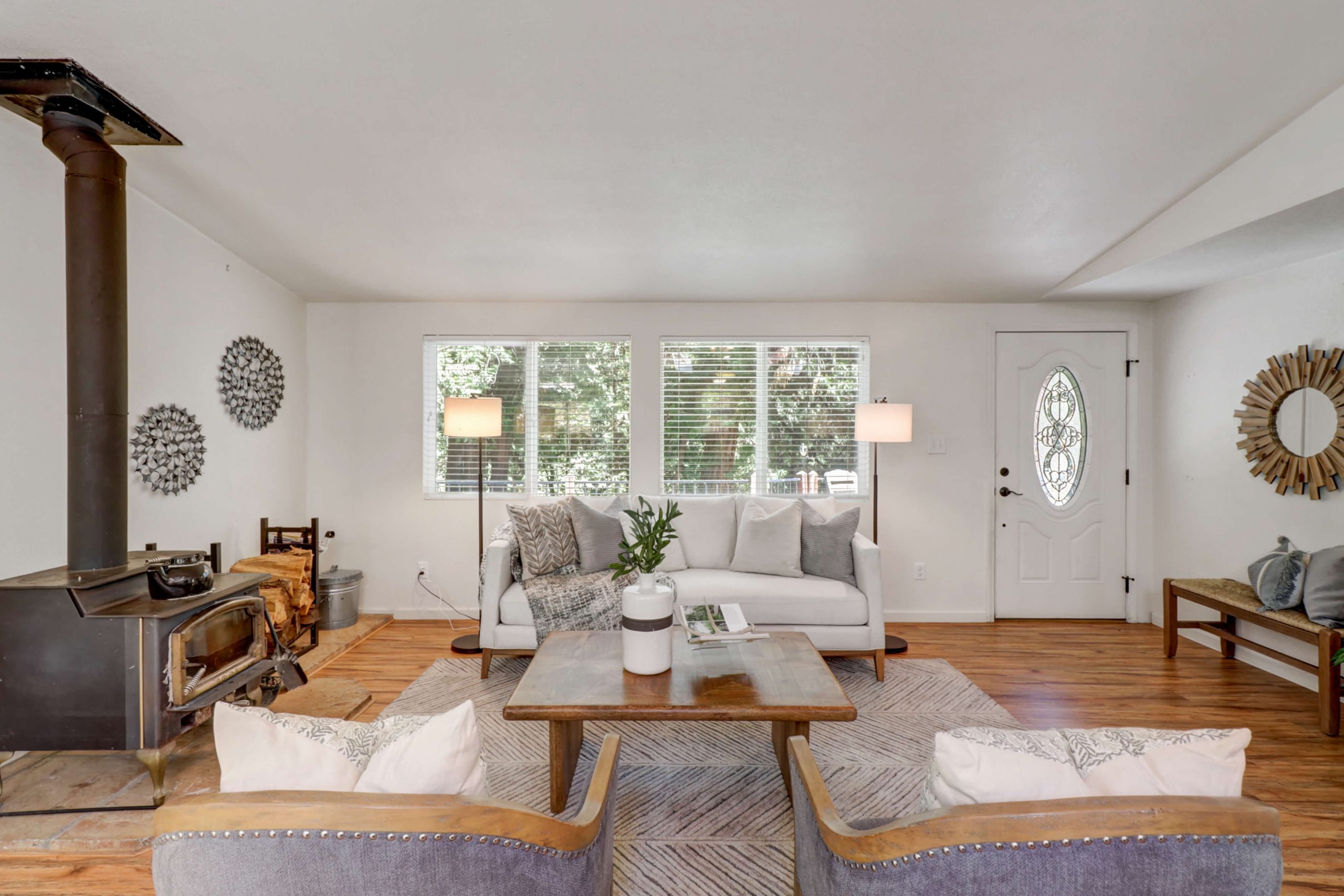 Clear Creek Rd, Placerville - Premiere Home Staging & Design