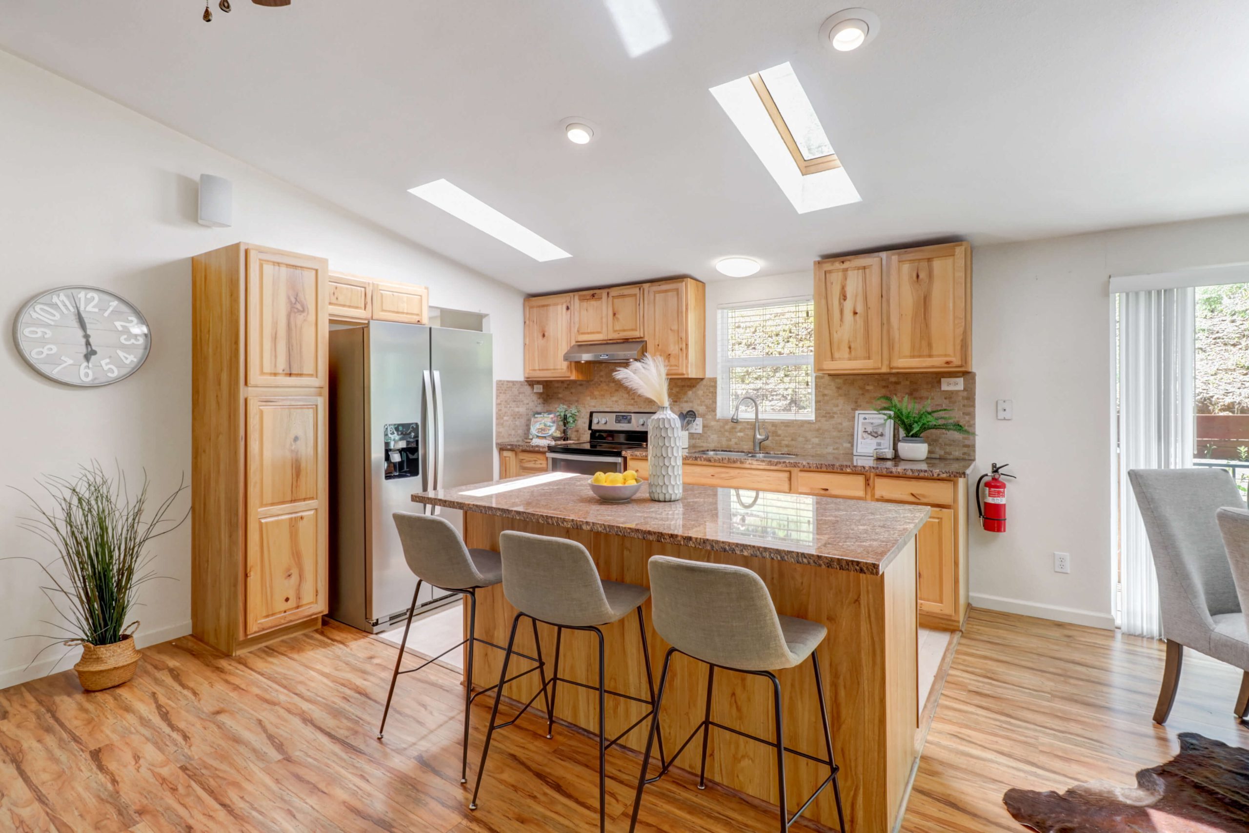 Clear Creek Rd, Placerville - Premiere Home Staging & Design
