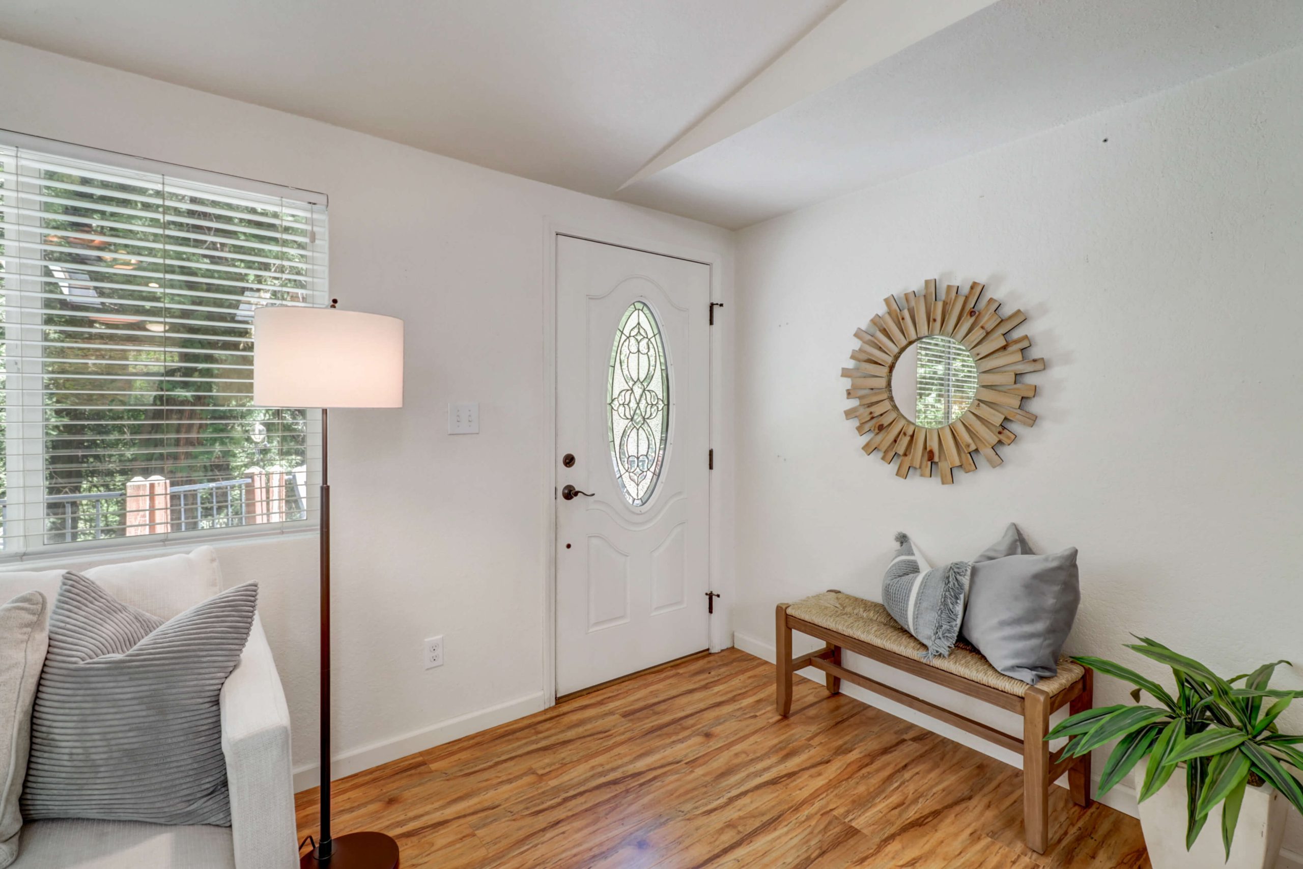 Clear Creek Rd, Placerville - Premiere Home Staging & Design