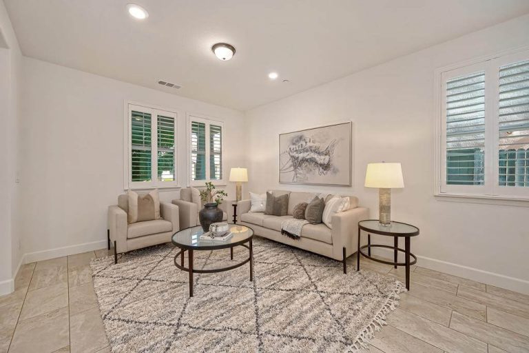 Duet Way, Roseville - Premiere Home Staging & Design