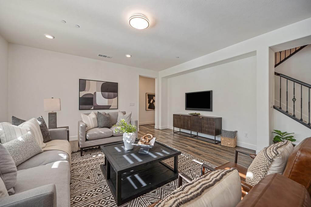 Duet Way, Roseville - Premiere Home Staging & Design