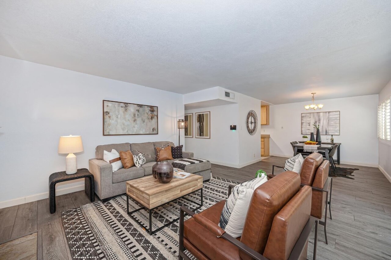 Madison Ave, Fair Oaks - Premiere Home Staging & Design