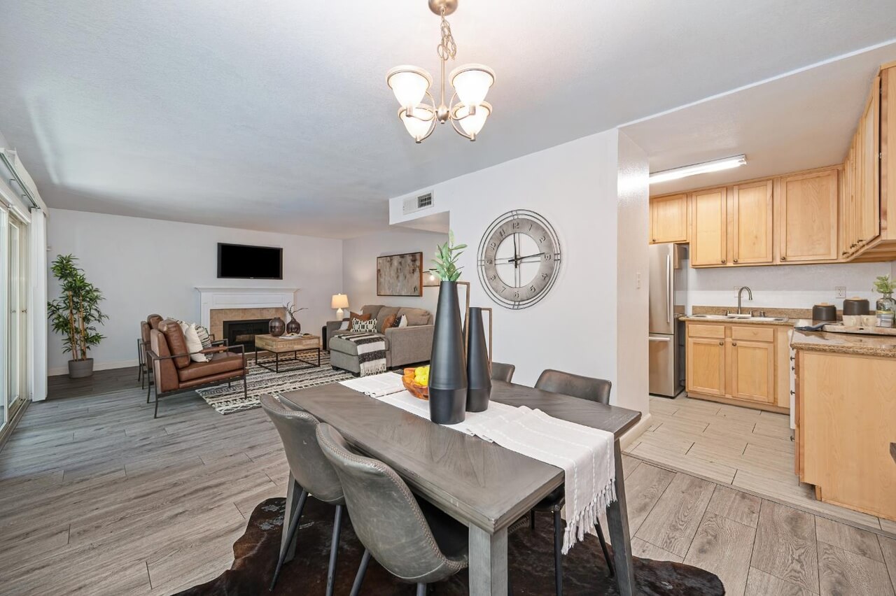 Madison Ave, Fair Oaks - Premiere Home Staging & Design