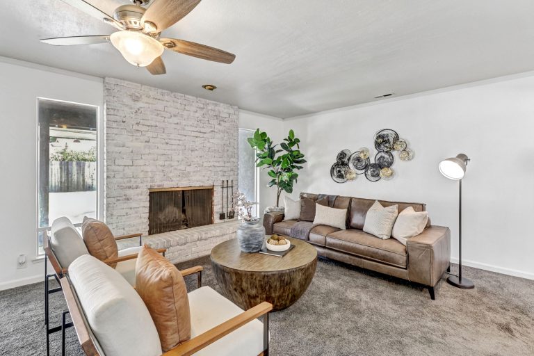 Mira Del Rio Dr, Sacramento - Premiere Home Staging & Design