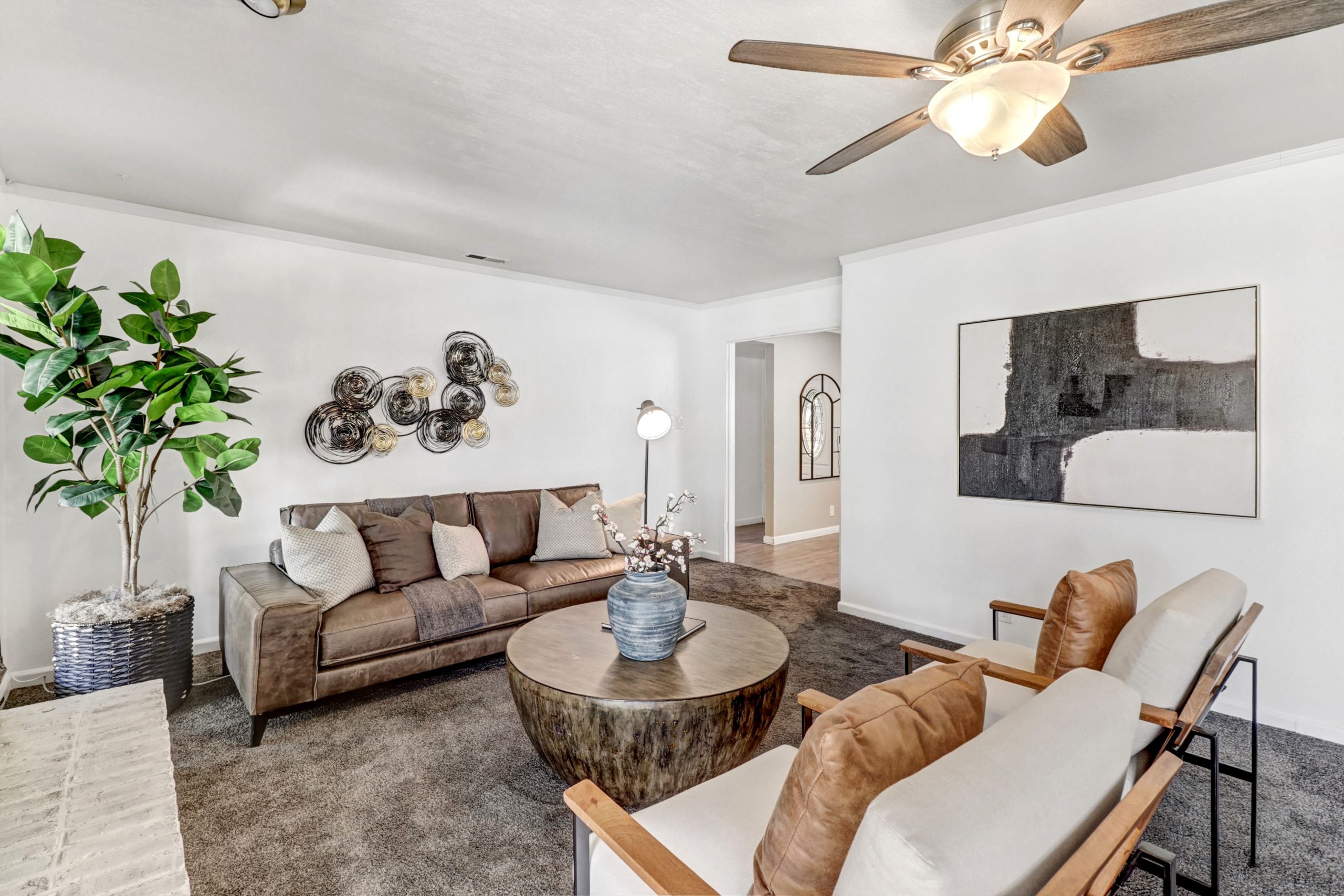 Mira Del Rio Dr, Sacramento - Premiere Home Staging & Design