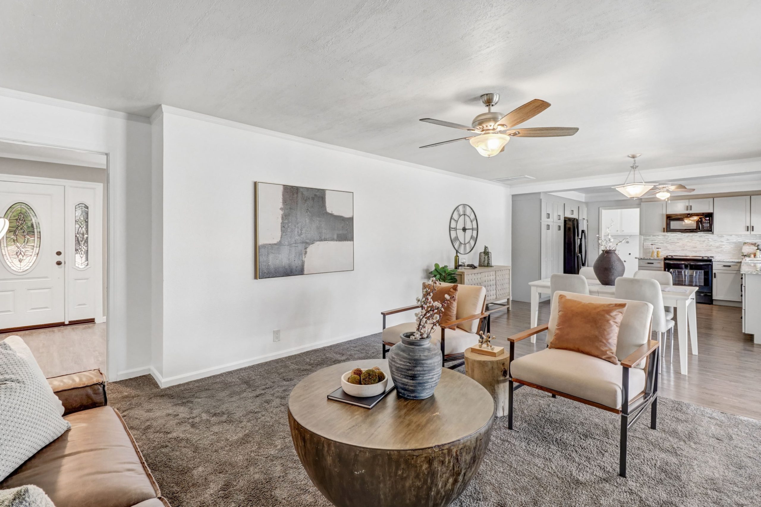 Mira Del Rio Dr, Sacramento - Premiere Home Staging & Design