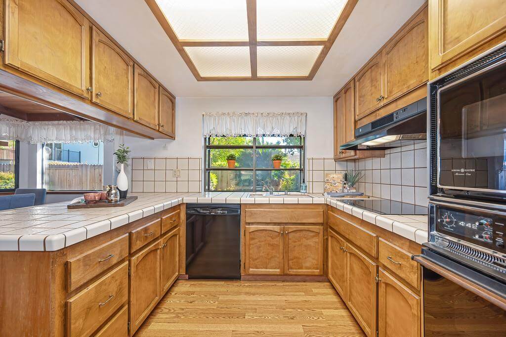 Nob Hill Ct, Roseville - Premiere Home Staging & Design