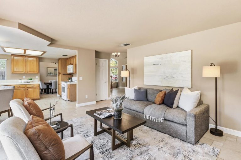 Pinion Dr, Roseville - Premiere Home Staging & Design