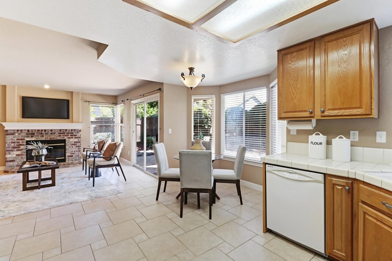 Pinion Dr, Roseville - Premiere Home Staging & Design