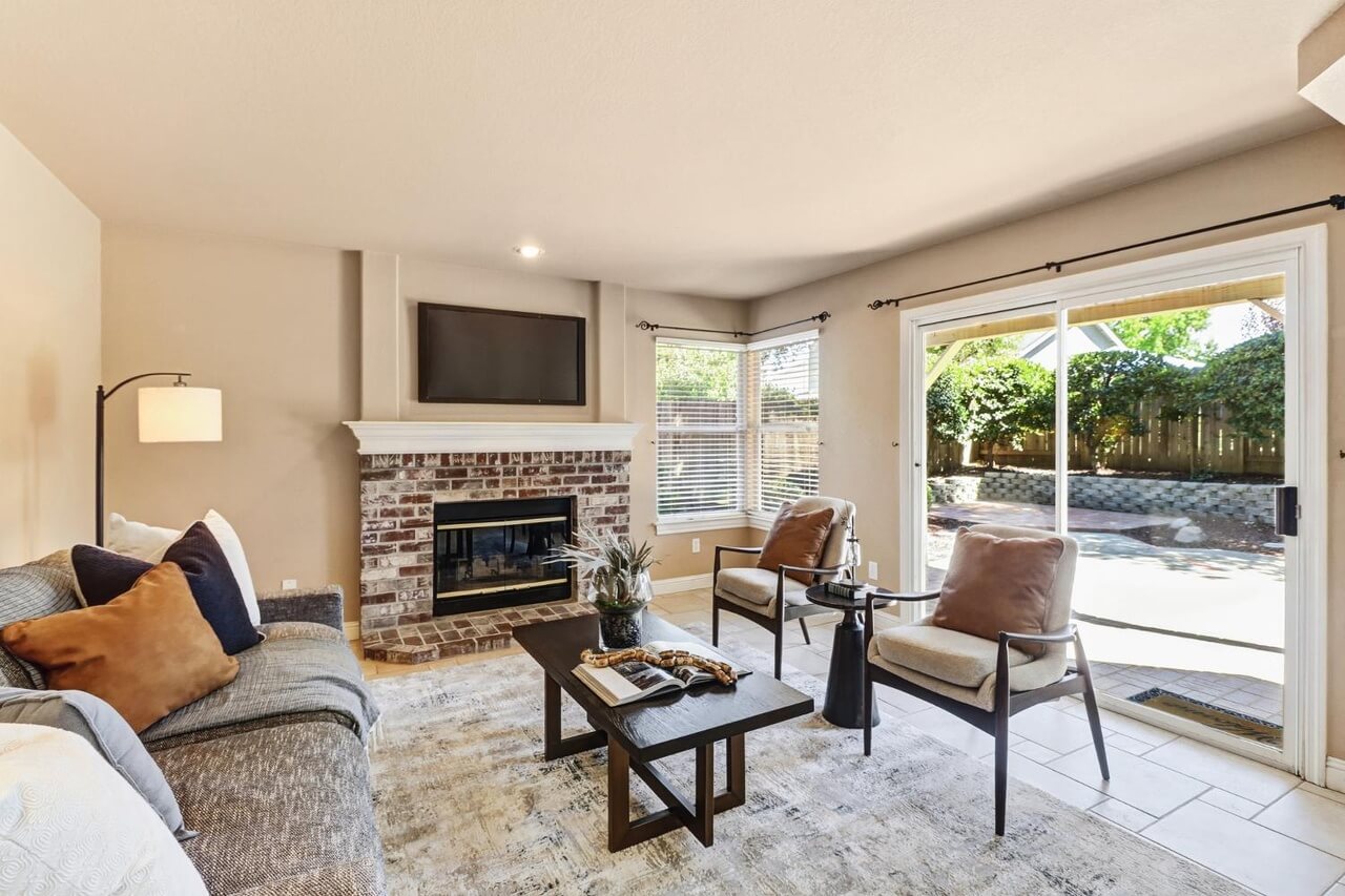 Pinion Dr, Roseville - Premiere Home Staging & Design