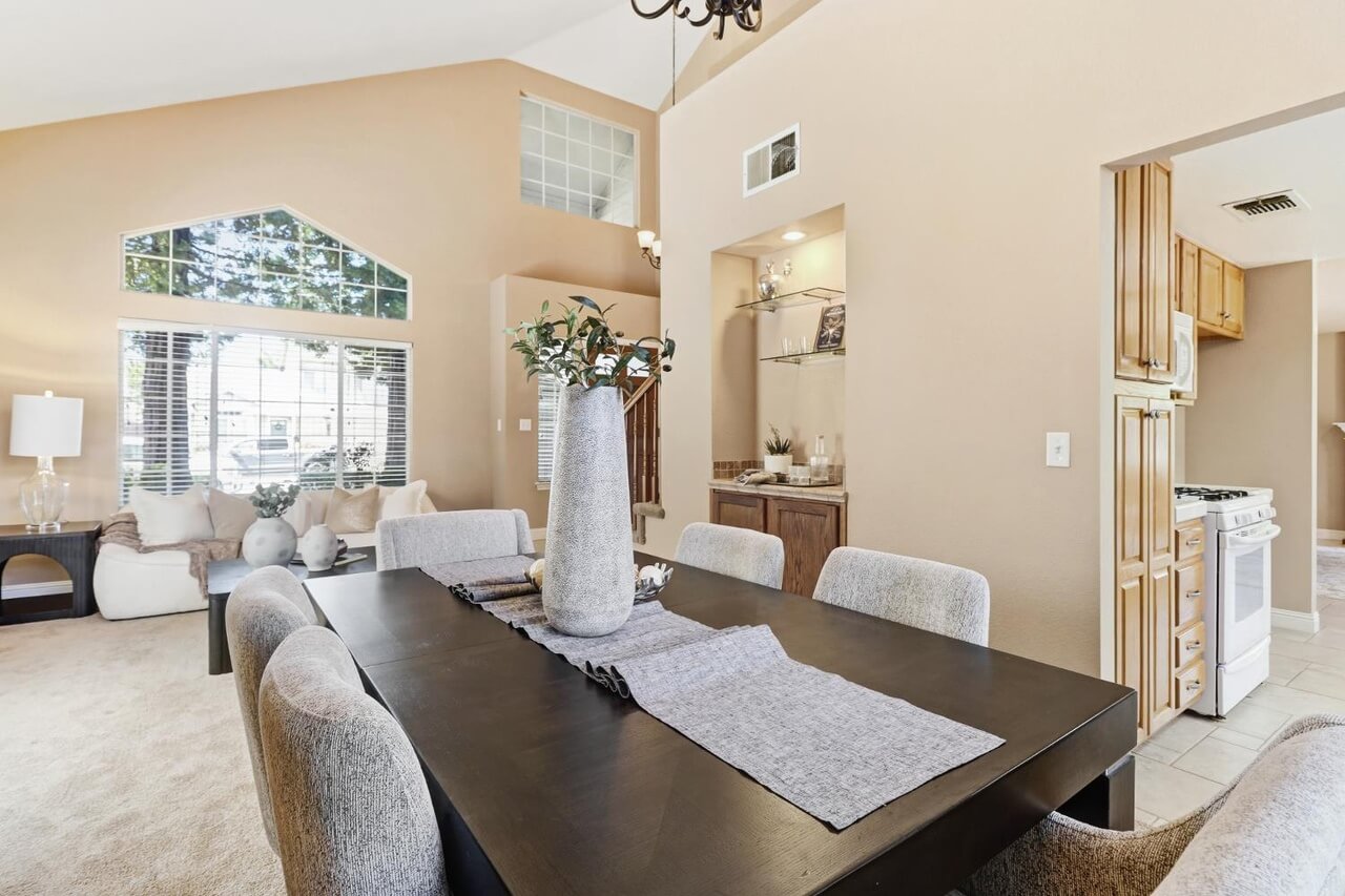 Pinion Dr, Roseville - Premiere Home Staging & Design