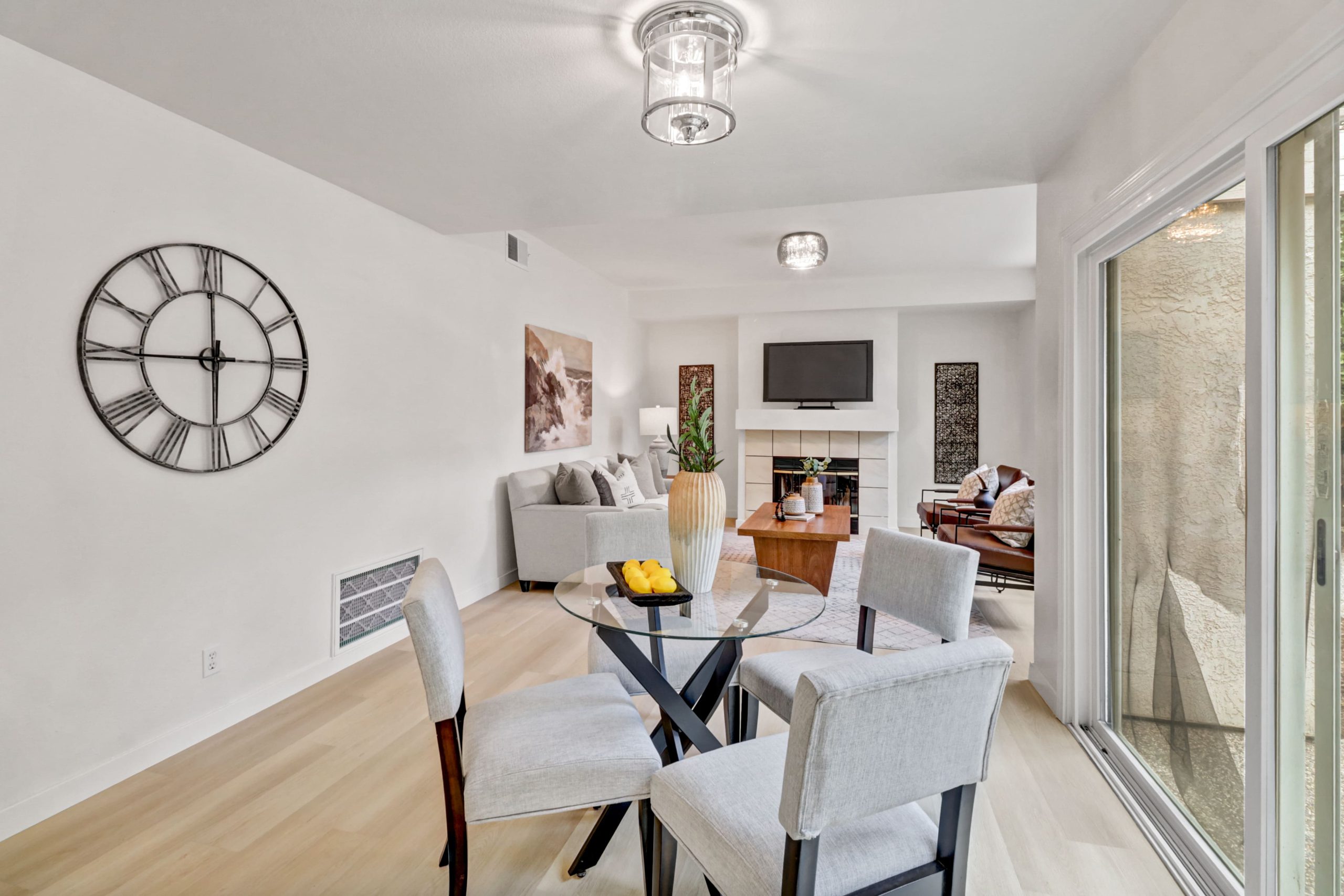 Redwater, Antelope - Premiere Home Staging & Design