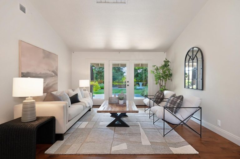 Ridgedale Ct, Roseville - Premiere Home Staging & Design