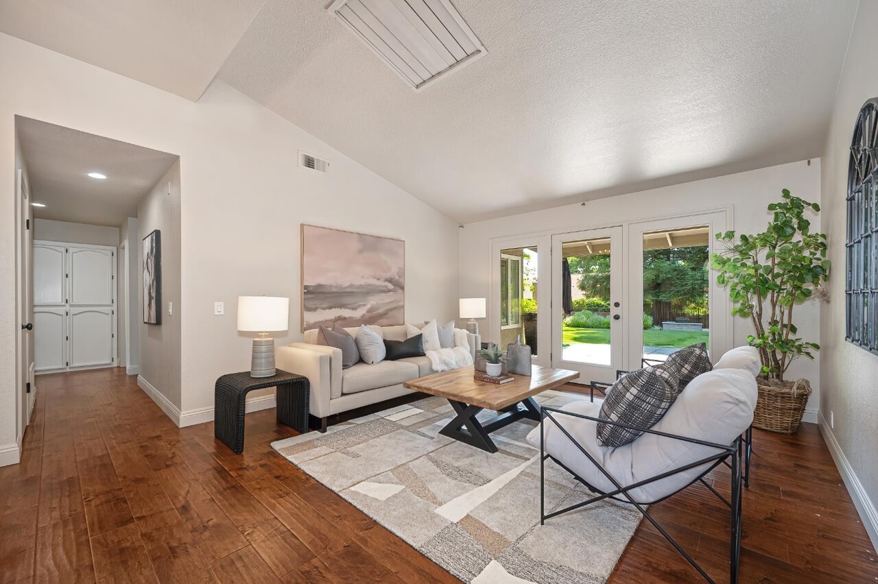 Ridgedale Ct, Roseville - Premiere Home Staging & Design