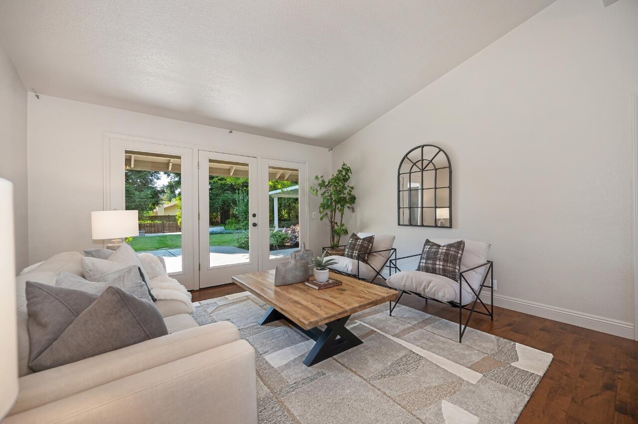 Ridgedale Ct, Roseville - Premiere Home Staging & Design