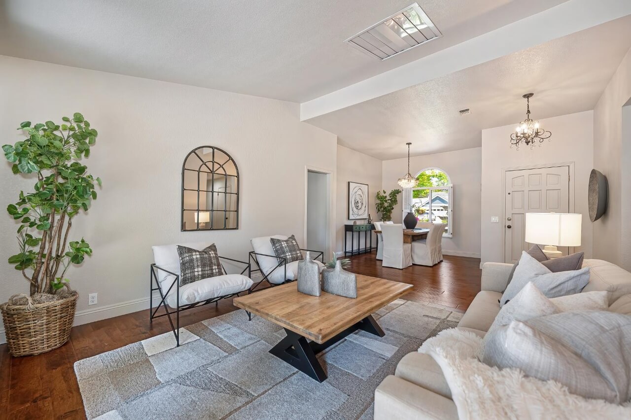 Ridgedale Ct, Roseville - Premiere Home Staging & Design