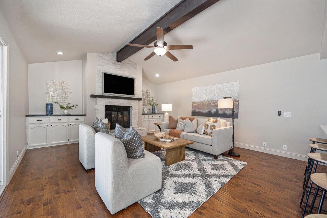 Ridgedale Ct, Roseville - Premiere Home Staging & Design