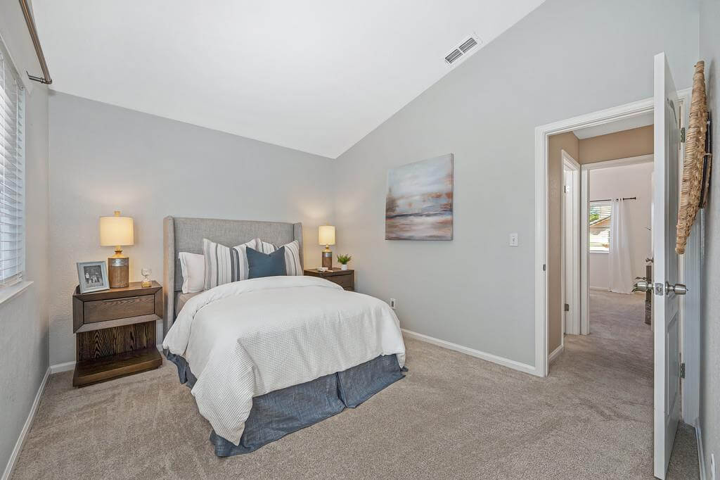 Royalton, Folsom - Premiere Home Staging & Design